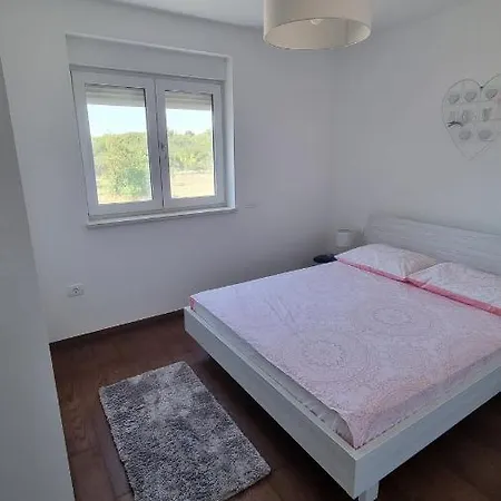 Apartment Luce E Vita *